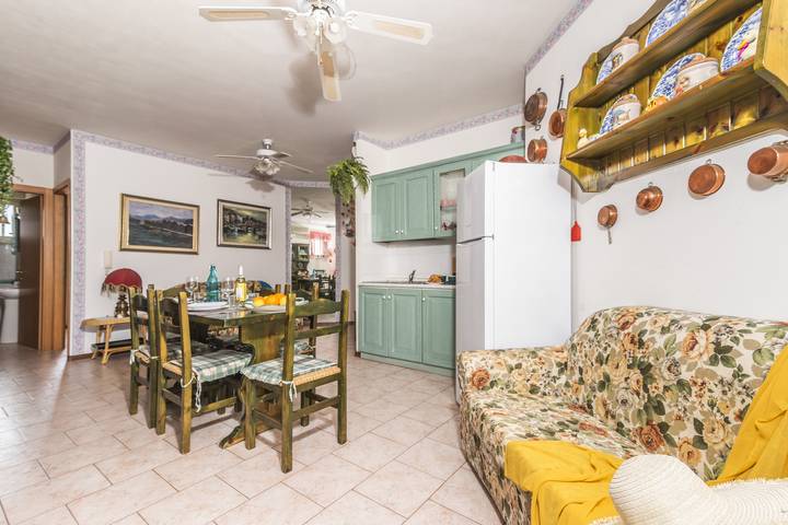 Gîte pour 6 personnes, avec balcon à Bosa Marina - 4