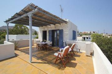 Gîte pour 2 personnes, avec vue sur l’océan et terrasse dans Égine