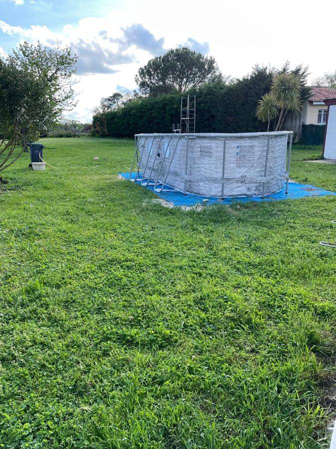 Location de vacances pour 4 personnes, avec piscine et jardin à Saint-Médard-de-Guizières - 3