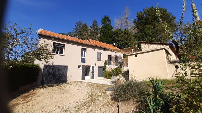 Gîte pour 4 personnes, avec jardin