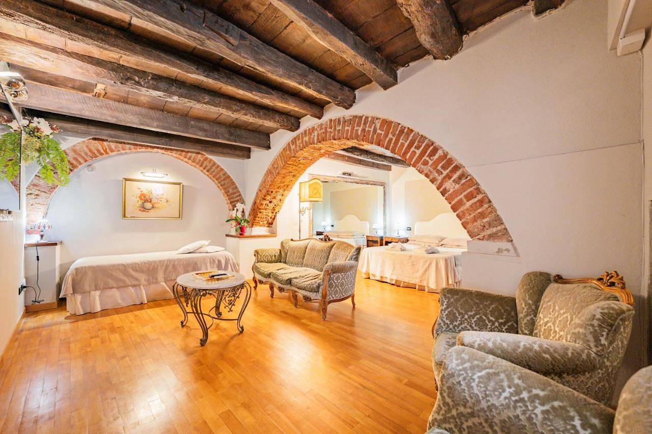 Antico Palazzo in Mondovì, Province de Coni