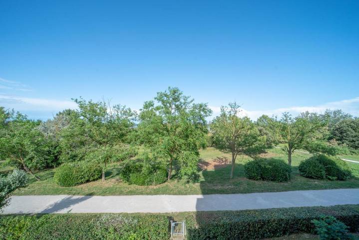 Location de vacances pour 6 personnes, avec balcon et jardin à Lido Adriano - 2