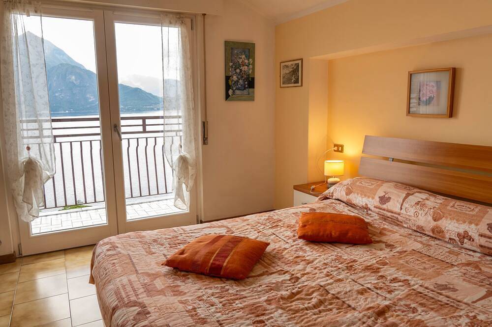 Ganze Wohnung, Ferienwohnung - 3 Räume - 5 Personen in Gemeinde Varenna, Westliche Bergamo-Alpen