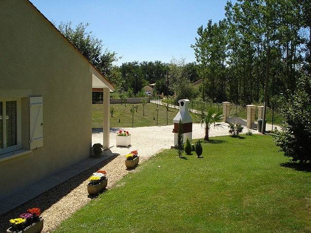 Maison Le Coteau des Sources in Montpon-Ménestérol, Périgord Blanc