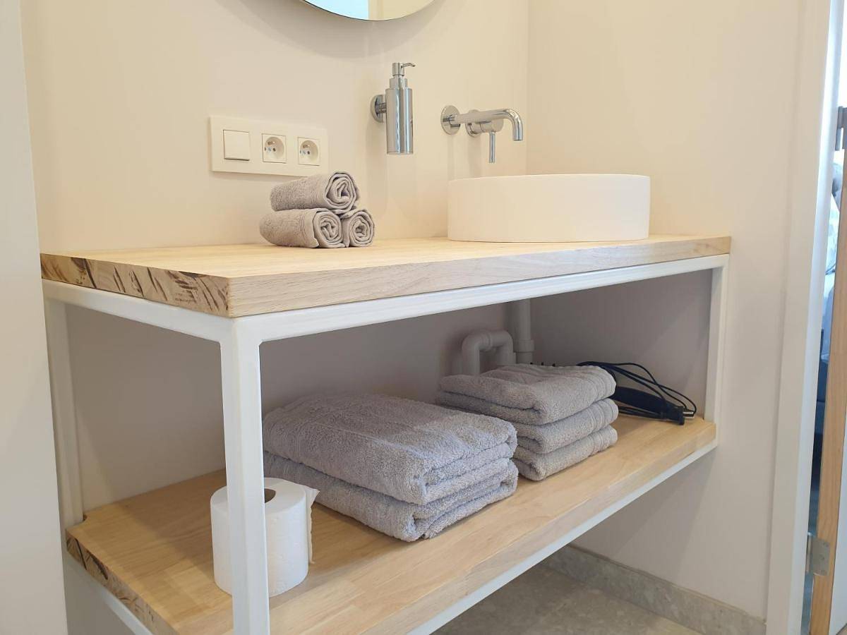 Double Room with Private Bathroom in Stad Oostende, Oostende