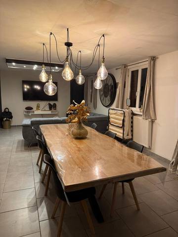 Location de vacances pour 4 personnes, avec terrasse dans Mecquignies