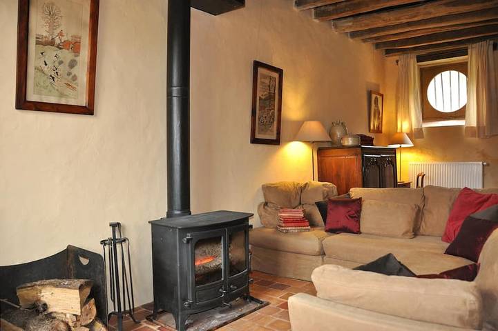 Charmantes Ferienhaus \"The Abloux\" Domaine du Feu 160 Hektar Ris mit Spa und Sauna in Chalais (Indre), Le Blanc und Umgebung