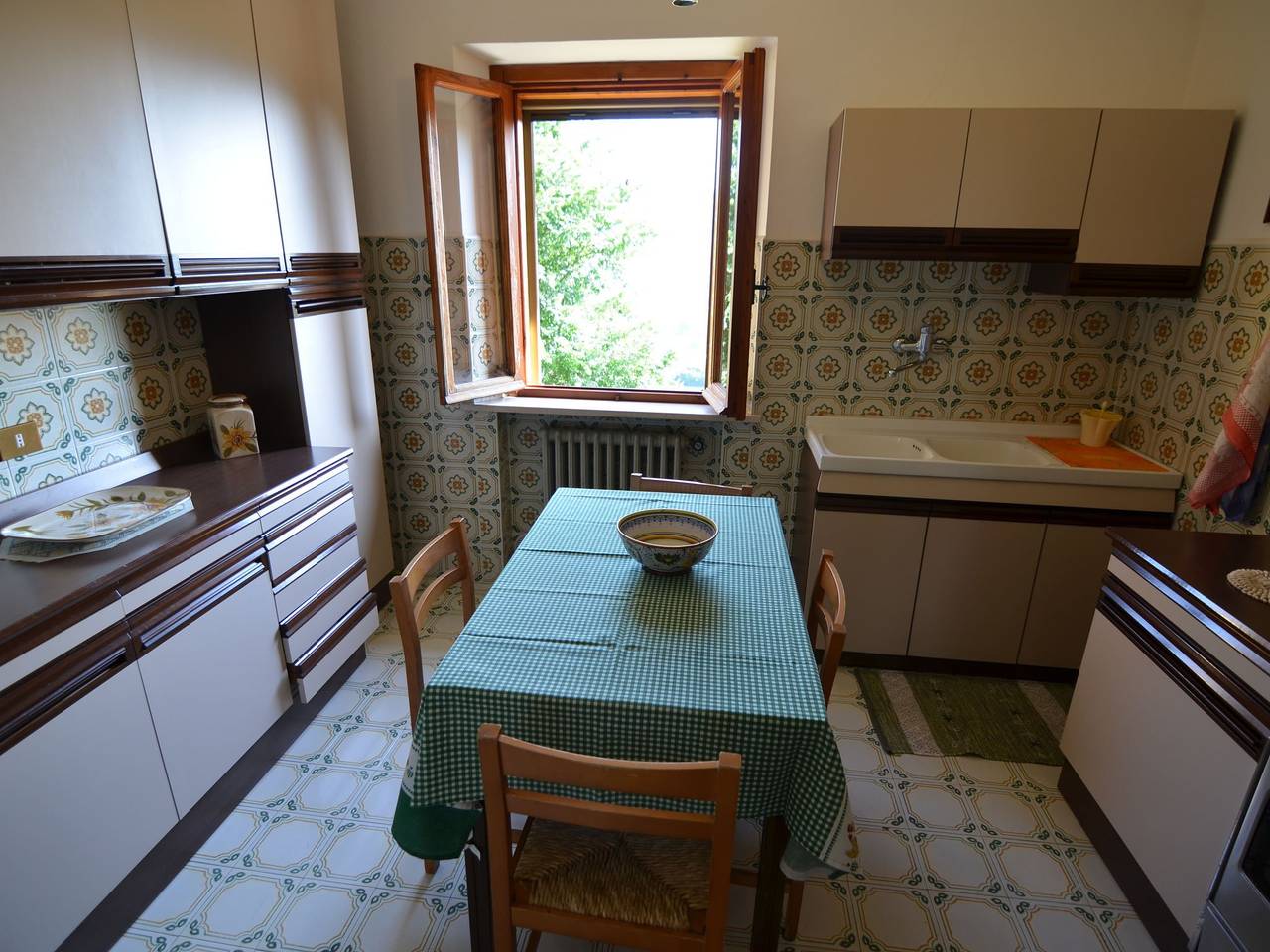 Estancia en la ladera de Montecombo in Monte Colombo, Provincia de Rimini