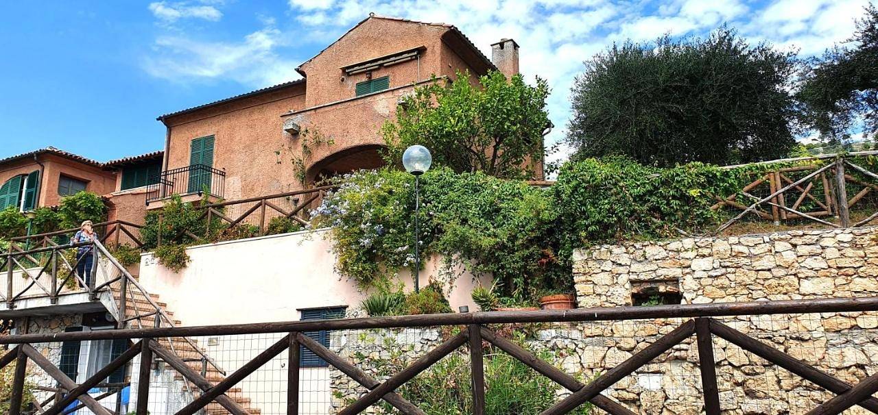 Casa Vacanze Mombrino in Finale Ligure, Finale Ligure Gemeinde