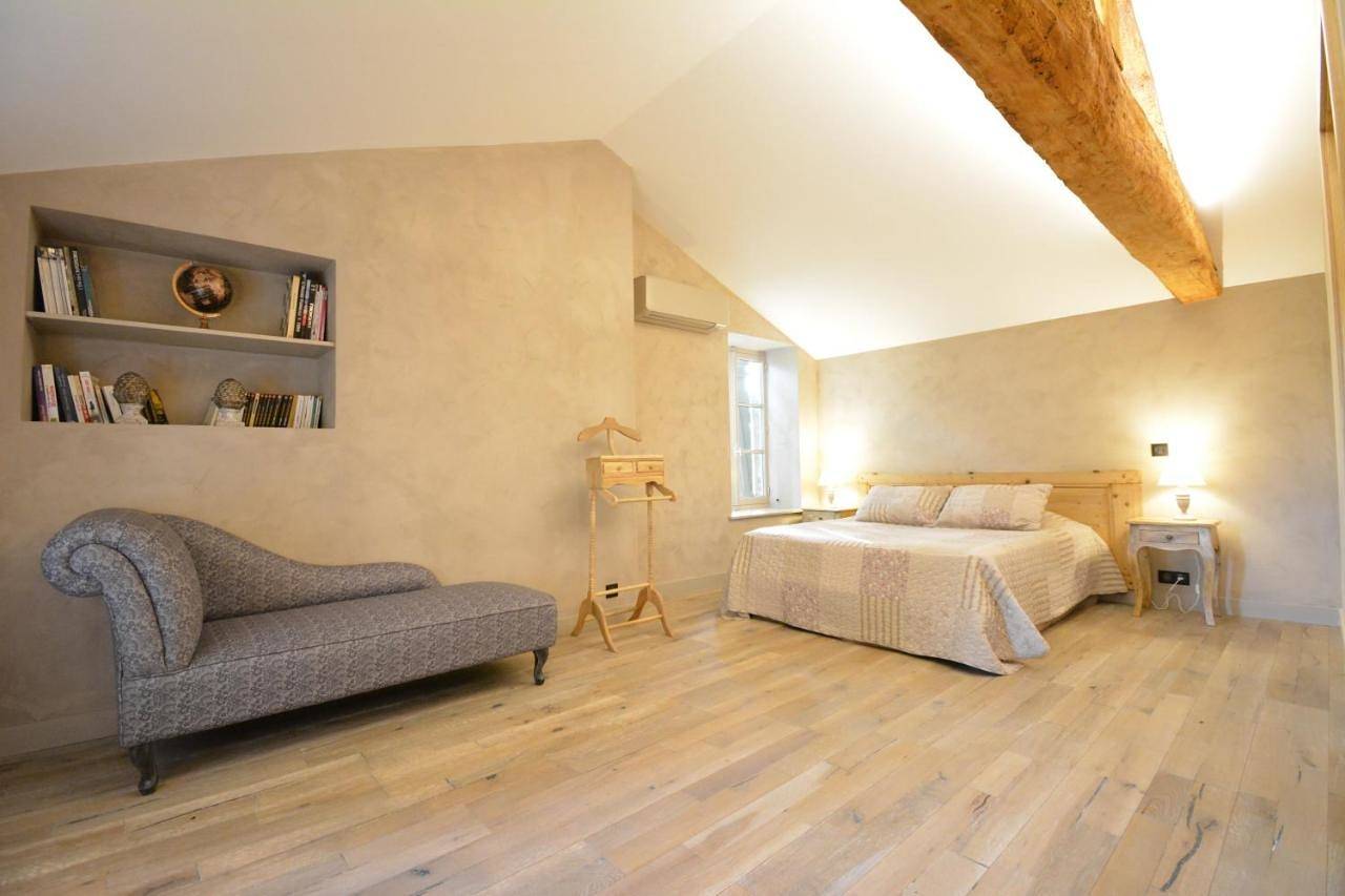 Suite with Garden View in Belleville-en-Beaujolais, Beaujolais