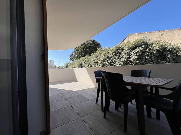 Gîte pour 4 personnes, avec piscine et balcon/terrasse à Sérignan - 2