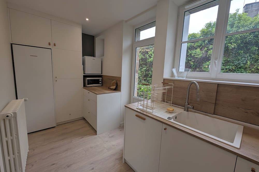 Renovated family home, large garden in town center, exceptional panorama in Avranches, Bahía del Monte Saint-Michel