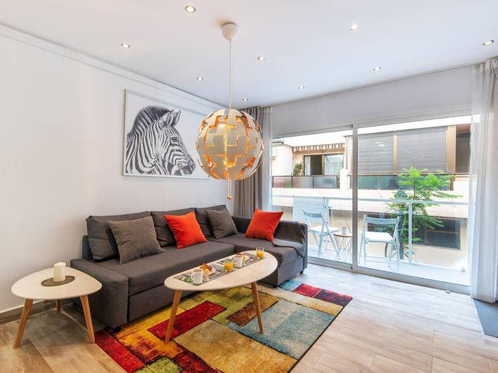 Ganze Ferienwohnung, Ferienwohnung für 6 Personen mit Terrasse in Fuengirola Zentrum, Fuengirola