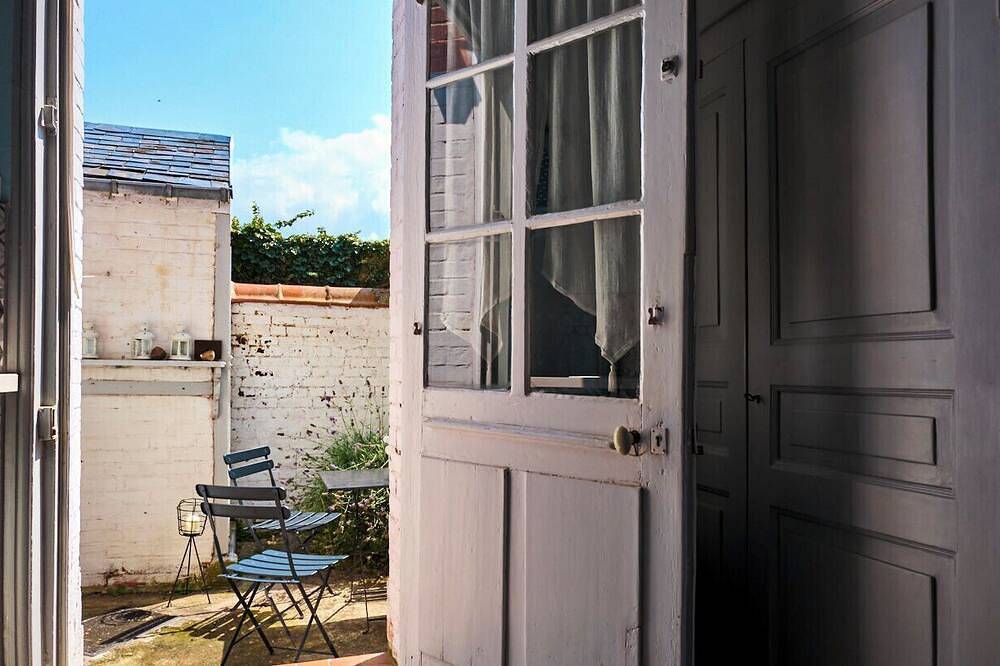 Villa 17, authentic 70 m2 Treport house, 3-minute walk from the port in Le Tréport, Dieppe region