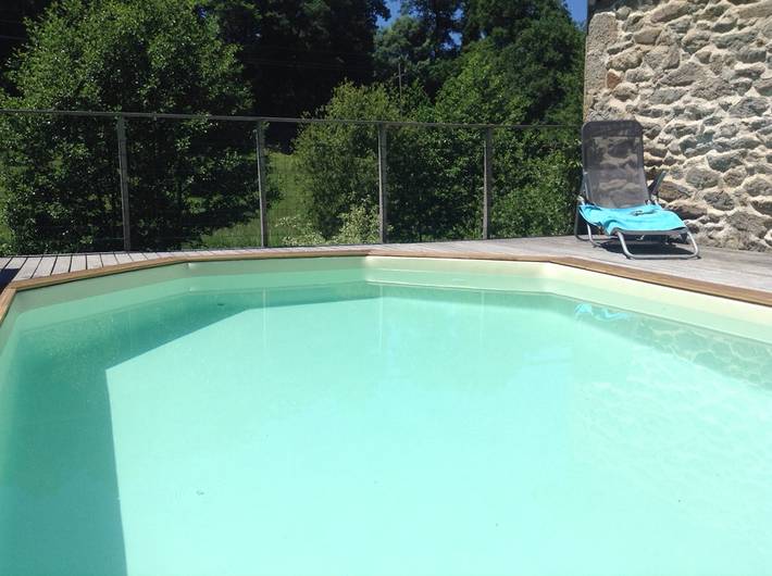 Gîte pour 4 personnes, avec Balcon et Terrasse ainsi que Jardin et Piscine dans l' Aveyron - 2