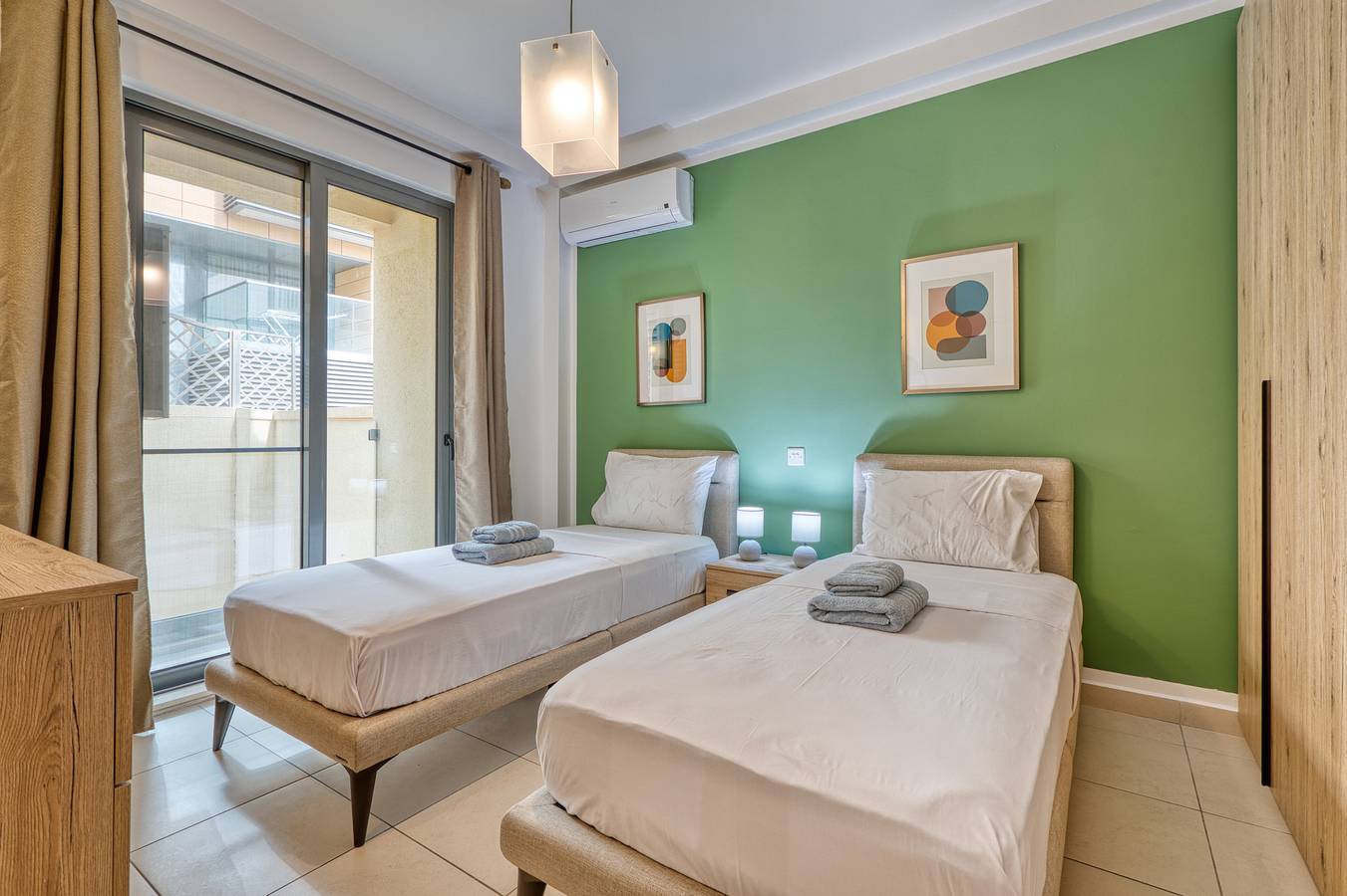 Entire apartment, Holiday apartment for 4 people with balcony in Paceville, San Giljan