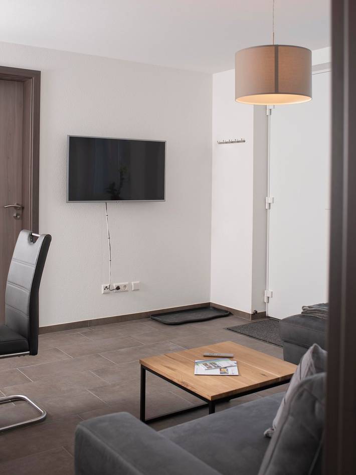 Hel lejlighed, Apartment 'Bantlehof' with Mountain View, Private Terrace and Wi-Fi in Niedereschach, Central Black Forest