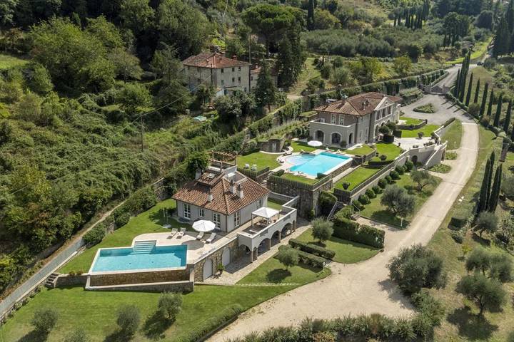Villa para 8 pessoas, com Varanda e Terraço e ainda Jacuzzi and Jardim em Londa