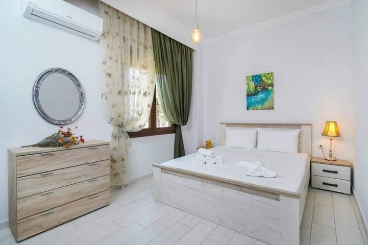 Bungalow für 4 Personen, mit Balkon und Terrasse sowie Garten und Ausblick auf Thassos