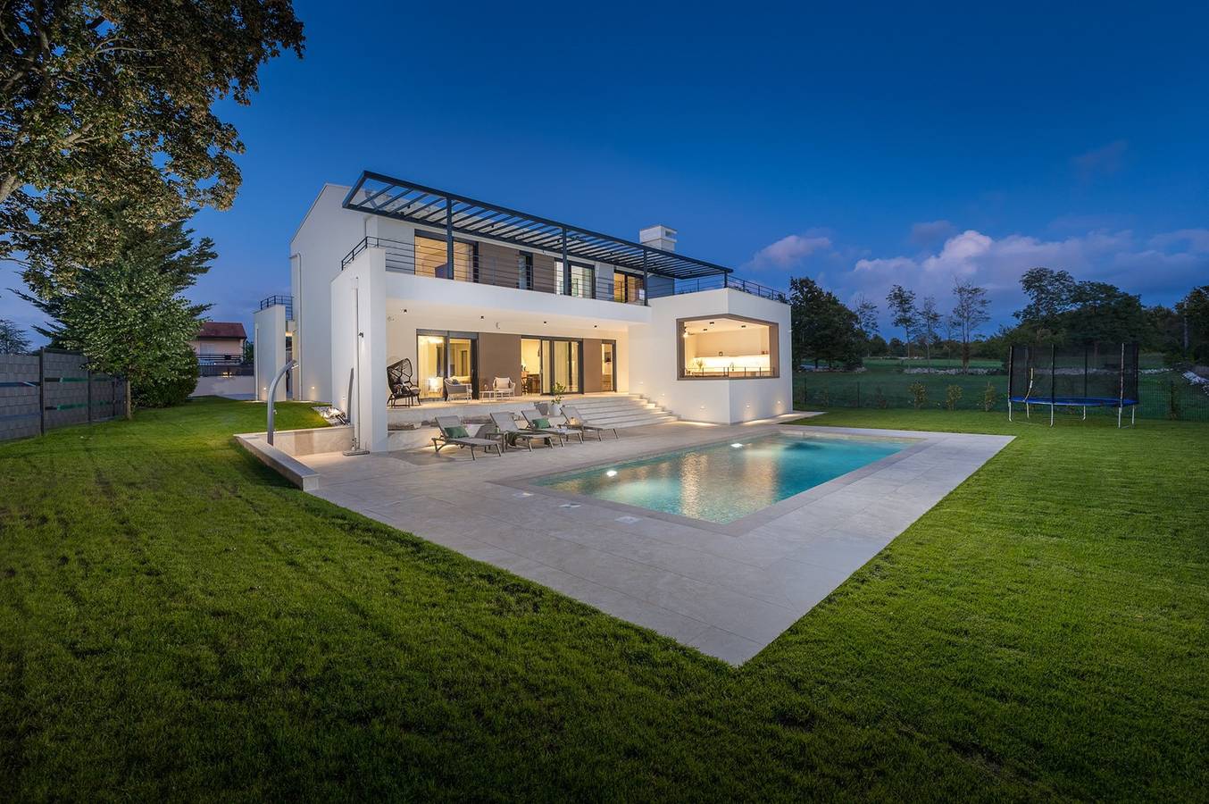Villa Castanea – Stylish 3-Bedroom Villa with Private Pool in Peaceful village  in Pazin, Central Istria