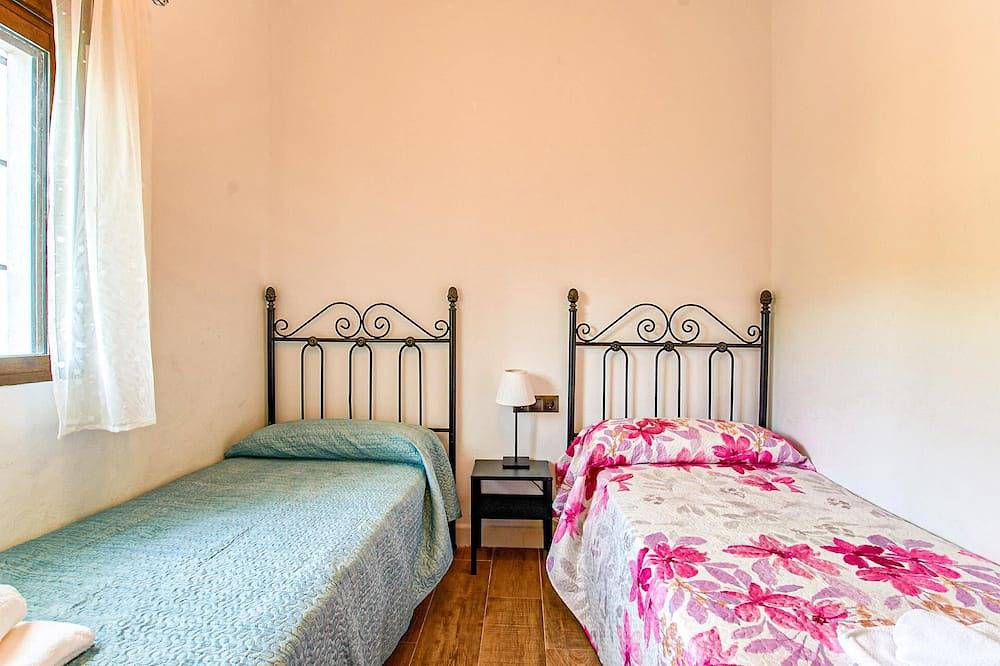 Awesome home in Colmenar with Wifi in Colmenar, Málaga Province