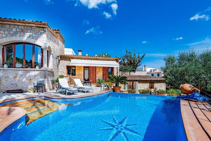 Finca mit Hund für 4 Personen in Pollença - 2