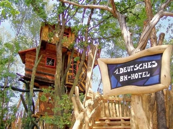 Camping für 4 Personen, mit Sauna und Terrasse sowie Garten und Pool in Sachsen