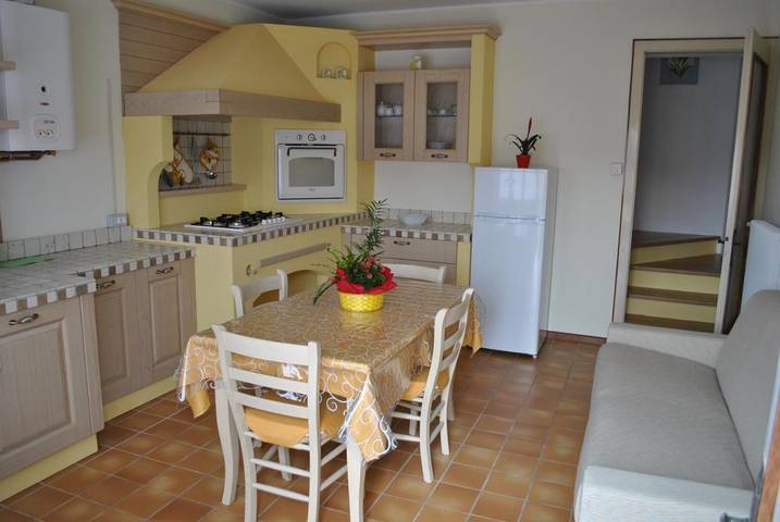 Appartamento per 4 persone, con Balcone e Giardino nonché Panorama a Faedis