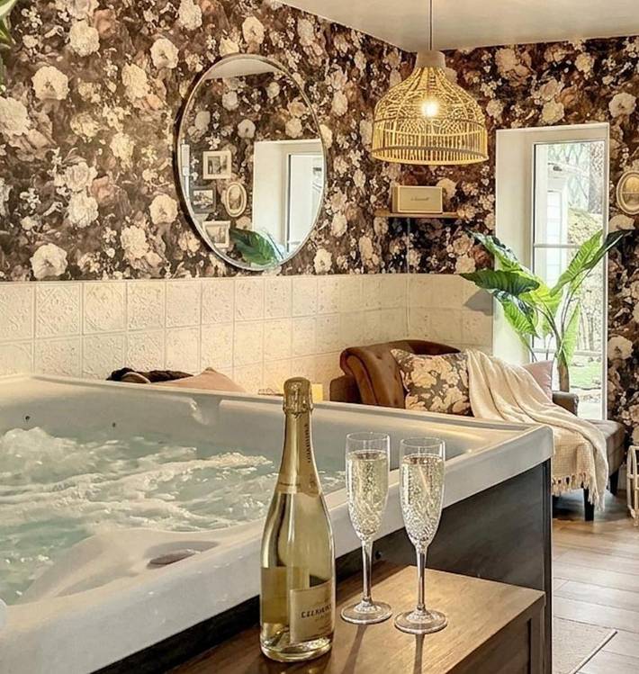 Villa pour 2 personnes, avec Balcon et Jacuzzi ainsi que Jardin et Sauna à Dourdan