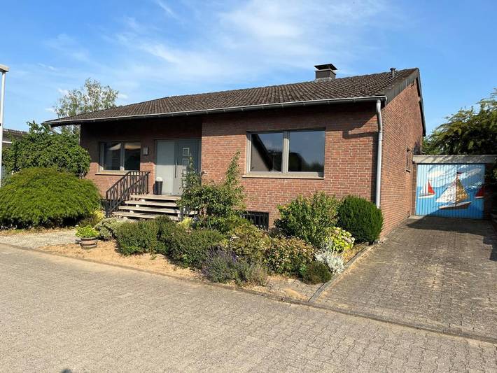 Ferienhaus für 2 Personen, mit Terrasse und Garten sowie Ausblick in Hückelhoven