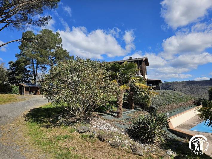 Gîte pour 6 personnes, avec piscine et jardin à Ambialet - 2