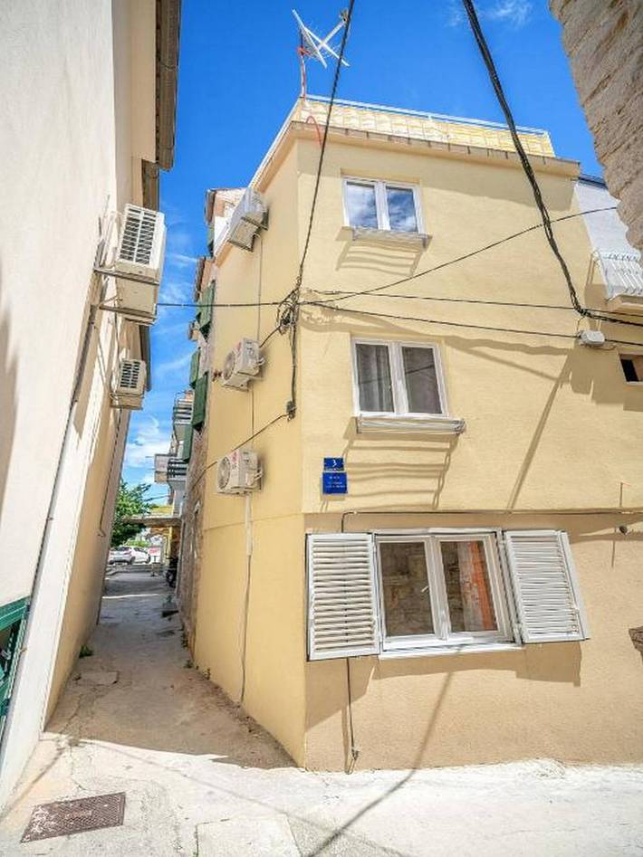 Gîte pour 2 personnes, avec terrasse à Vodice - 2