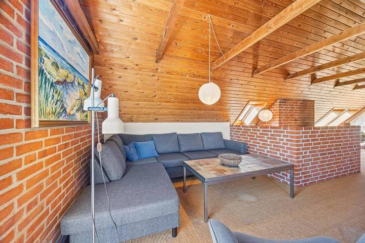 Strandnahes Ferienhaus mit toller Aussicht und Sauna in Henne, Varde