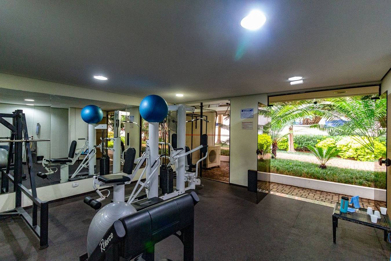 Apartamento entero, Apto com Piscina e Garagem perto do Ibirapuera in Moema, São Paulo