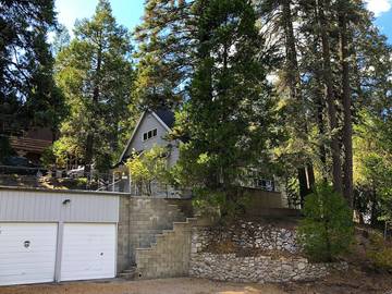 Cottage for 10 Guests in Lake Arrowhead, Southern California, Picture 2