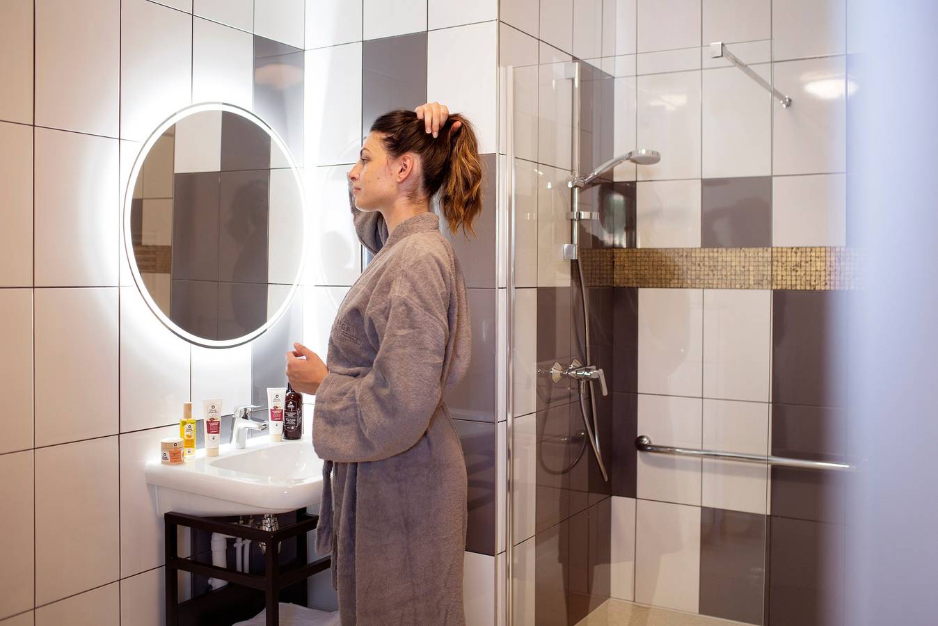 Entire studio, Résidence Aïga Resort thermal & spa in Châtel-Guyon, Volcans d'Auvergne Regional Nature Park