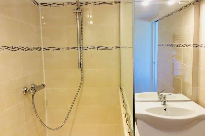 Gîte pour 2 personnes, avec piscine et jardin, animaux acceptés à Saint-Michel-l'Observatoire - 4