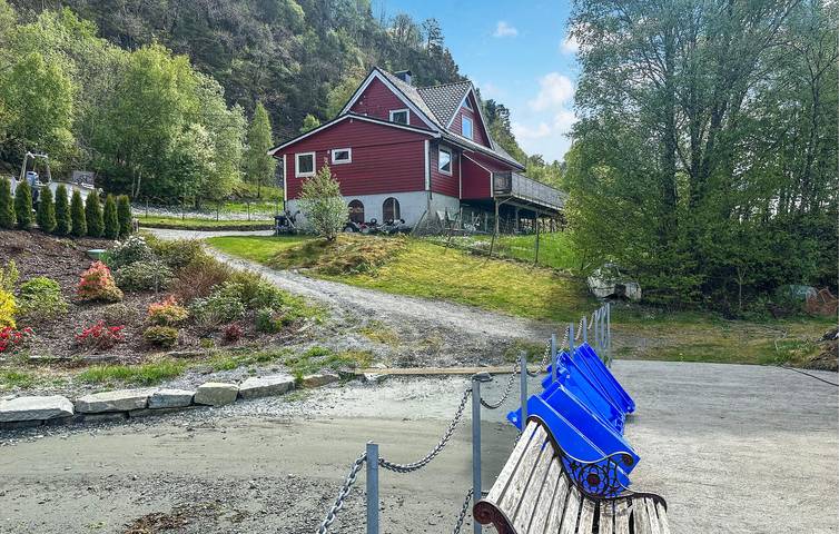 Ferienhaus für 10 Personen mit Terrasse in Nordtveitgrend, Fusa