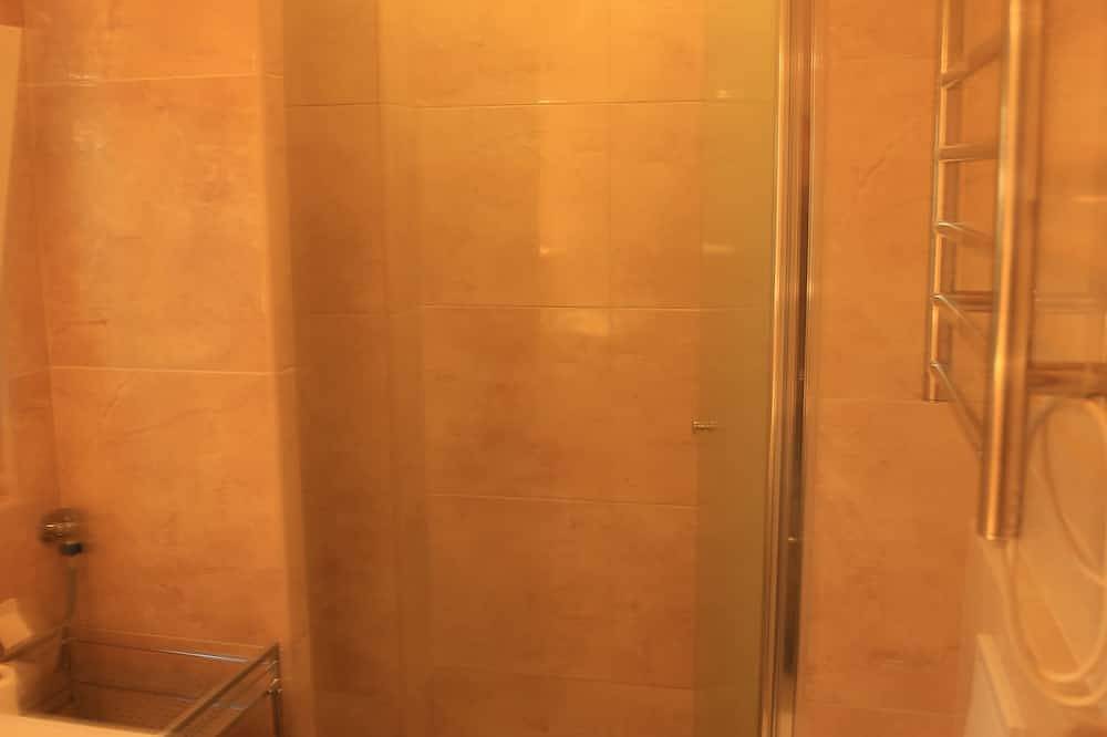 Ganze Wohnung, Neue moderne 1-Bett-Wohnung im alten Hafen von Tivat in der Nähe von Porto Montenegro in Tivat, Boka Kotorska