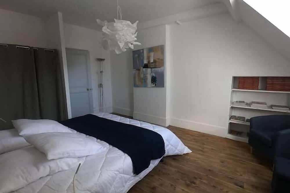 Geheel appartement, Apartment in the city center - Beaune in Beaune, Beaune en omgeving