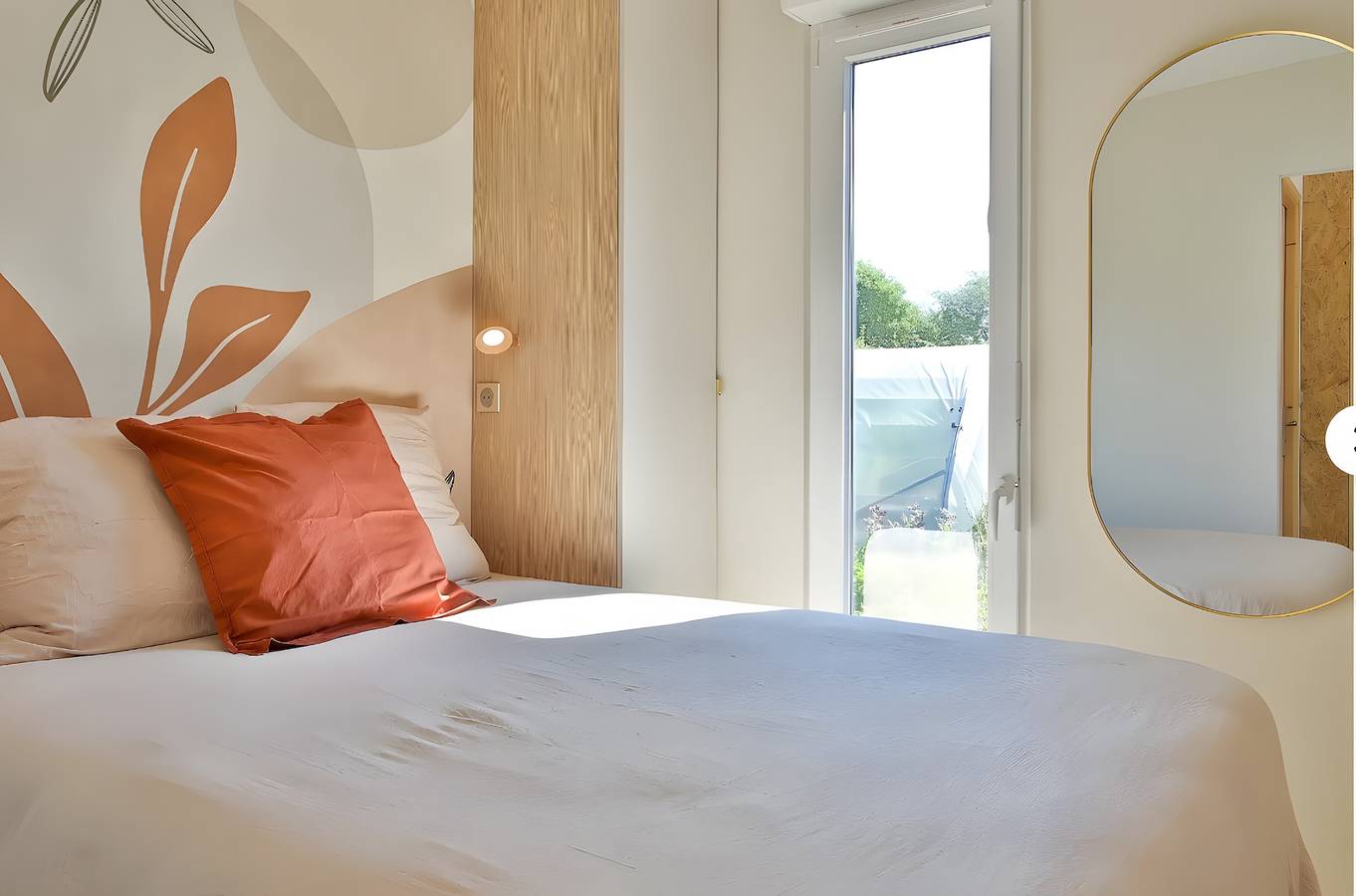 Cottage 'Les Jardins De L'écume' met Privéterras en Privétuin in Saint-Laurent-sur-Mer, Bayeux en omgeving
