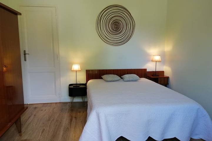 Location de vacances pour 5 personnes, avec jardin et terrasse dans Cassy - 4