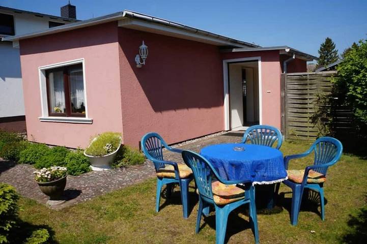 Ferienhaus für 3 Personen, mit Garten - 1