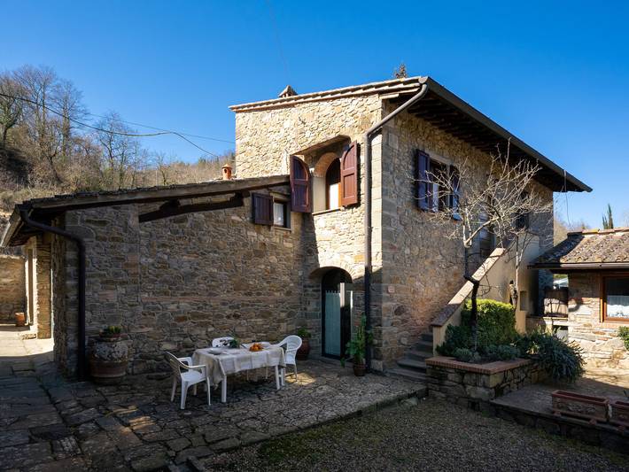 Gîte pour 3 personnes, avec vue ainsi que terrasse et jardin à Greve In Chianti - 2