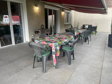 Gîte pour 8 personnes, avec vue et balcon à Albertville