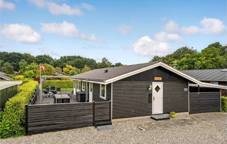 Ferienhaus für 6 Personen, mit Terrasse und Garten in Binderup Strand - 4