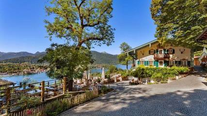 Gîte pour 2 personnes, avec vue ainsi que balcon et vue sur le lac, animaux acceptés au Tegernsee