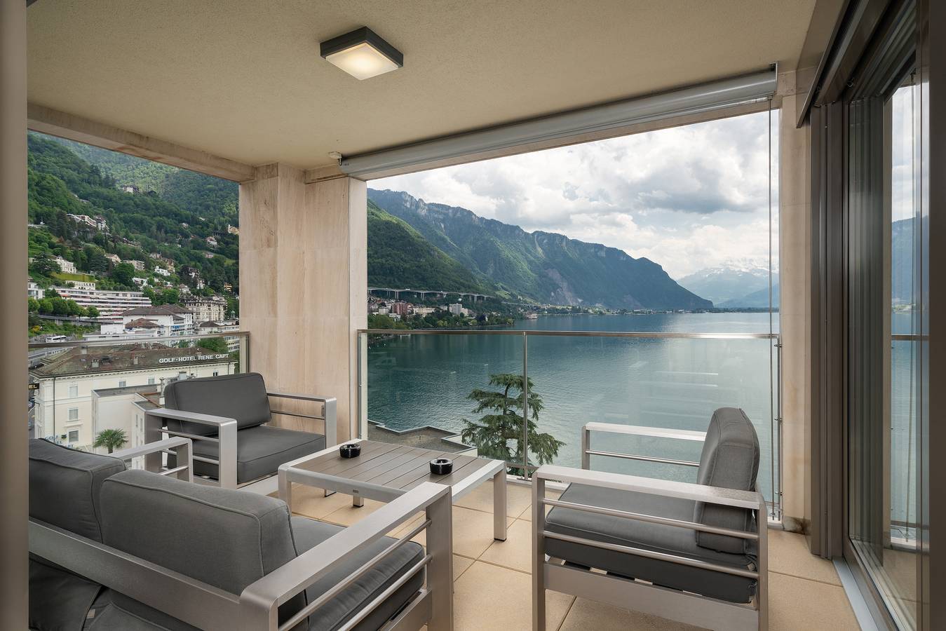 Apartamento entero, Swiss Hotel Apartments-Montreux Montreux Two Bedroom Lake View Apartments and Spa D 4.10 in Montreux, Lago Lemán
