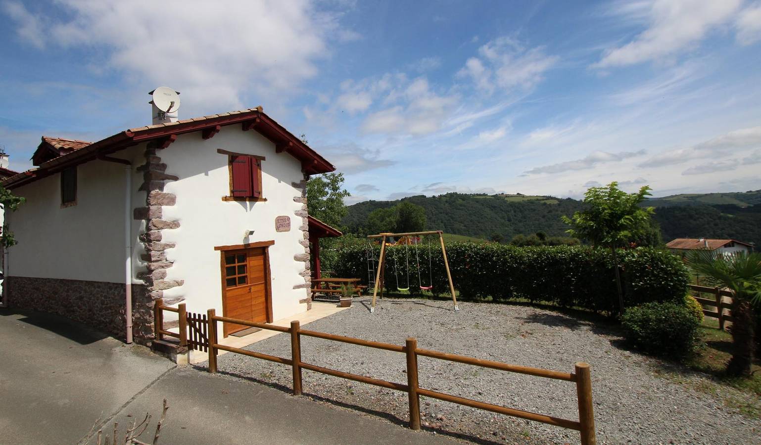 Gîte pour 4 Personnes dans Ascarat, Région de Bayonne