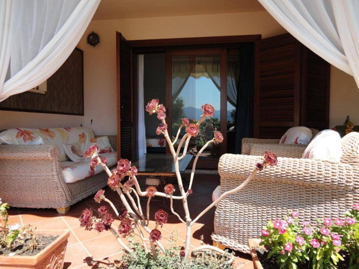 Appartement entier, Two-Bedroom Apartment in Puntaldia, San Teodoro